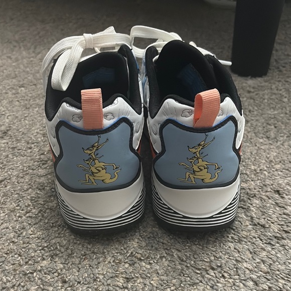 Special Edition Dr Seuss Skechers - Picture 3 of 7